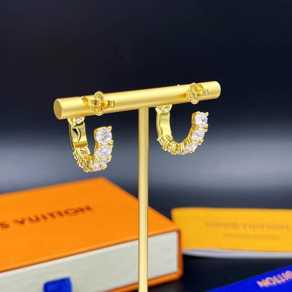 l0*is V*t0n earrings