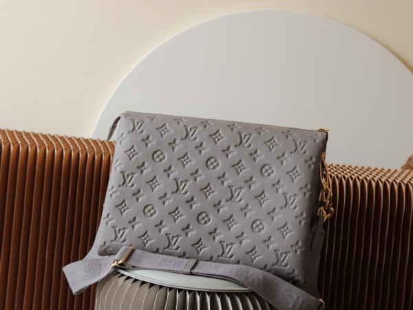 l0*is V*t0n coussin mm-34*24*12cm