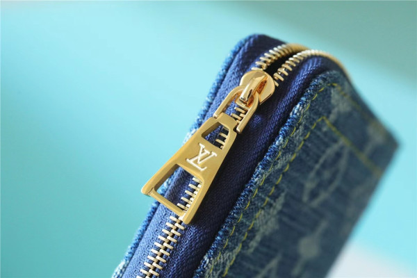 l0*is V*t0n zippy coin purse
