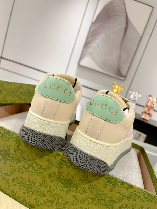 G*u*i sneaker