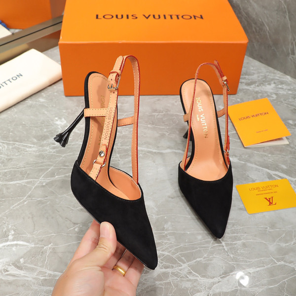 l0*is V*t0n heels