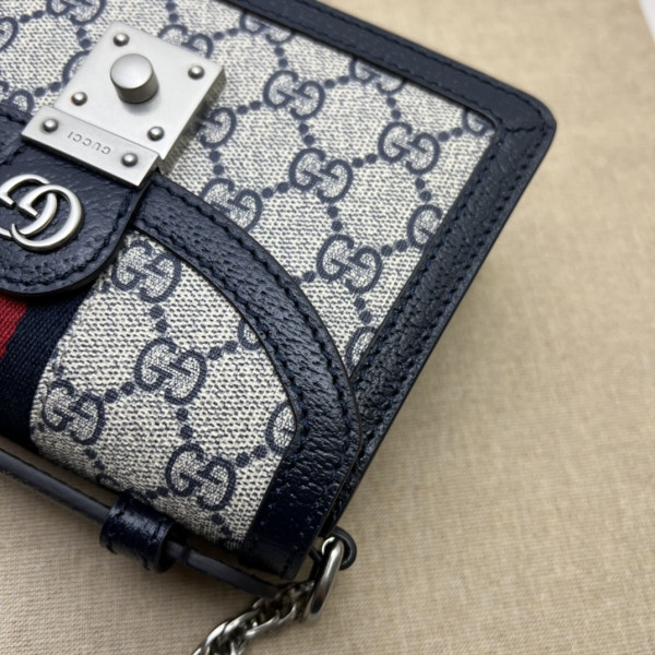 G*u*i gg matelassÉ small top handle bag