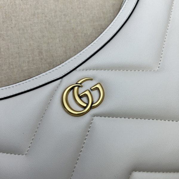 G*u*i gg marmont half-moon-shaped small bag