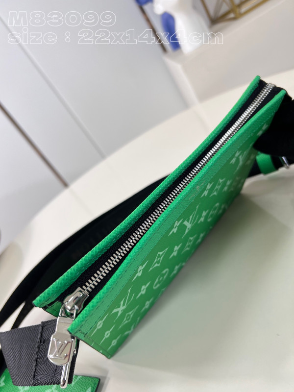 l0*is V*t0n gaston wearable wallet -22*14.5*4.5cm
