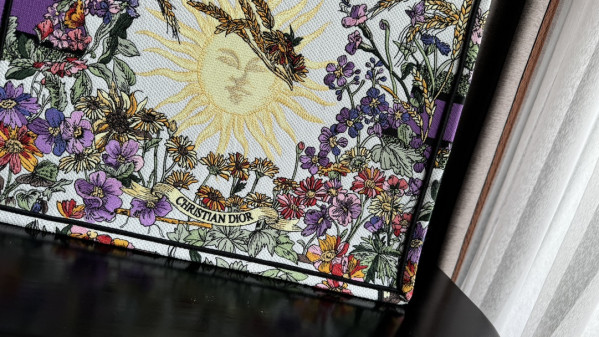Large Diro Book Tote-42*35*18.5cm