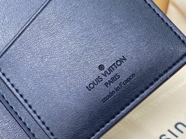 l0*is V*t0n brazza wallet-10*19*2cm