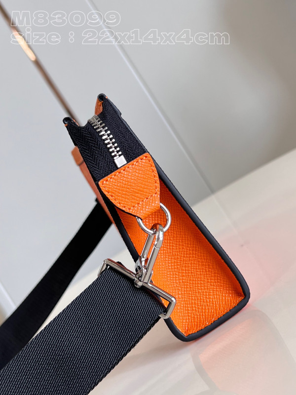 l0*is V*t0n gaston wearable wallet -22*14.5*4.5cm