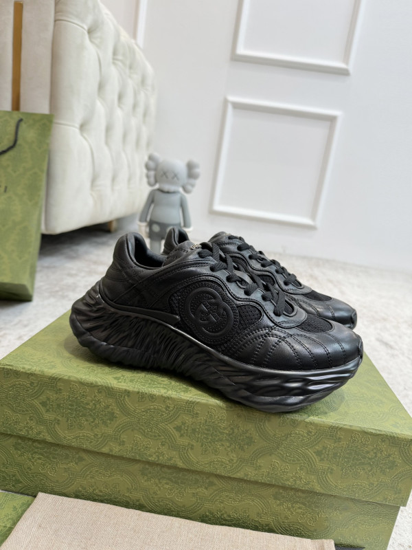 G*u*i ripple sneaker