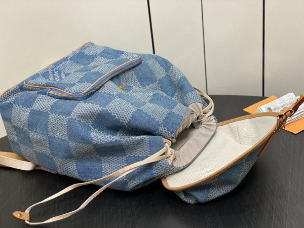 l0*is V*t0n montsouris backpack