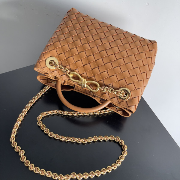 bo*te*ga Ve*ne*ta small andiamo chain-25*22*10.5cm
