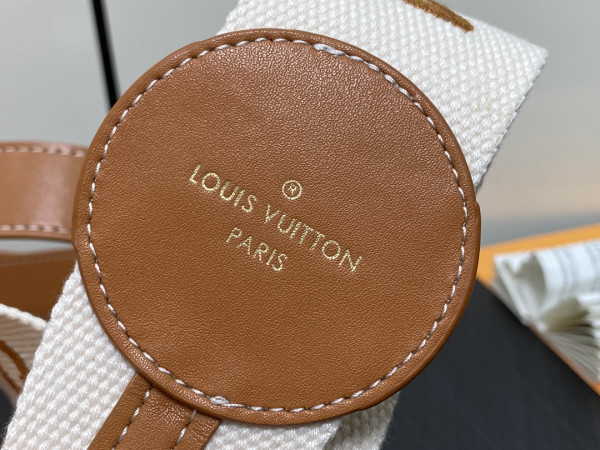 l0*is V*t0n twist mm-23*17*9.5cm