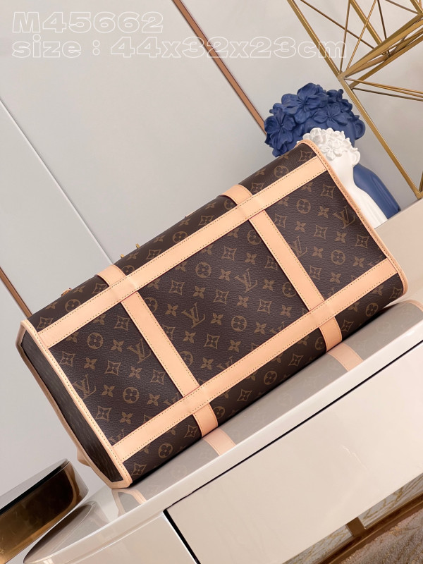 l0*is V*t0n dog bag-44*32*23cm