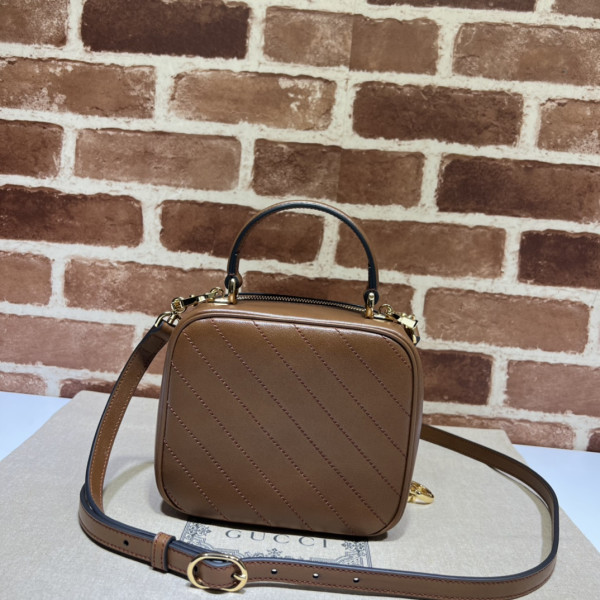 G*u*i blondie top handle bag