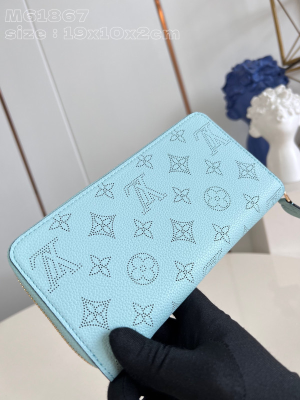 l0*is V*t0n zippy wallet-10*20*2 cm