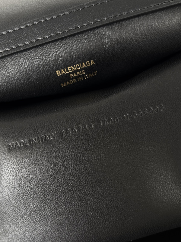 Ba*len*cia*ga rodeo-39.8*29.9*12.9cm