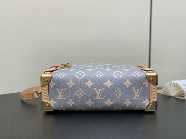 l0*is V*t0n side trunk pm-18*12.5*8cm
