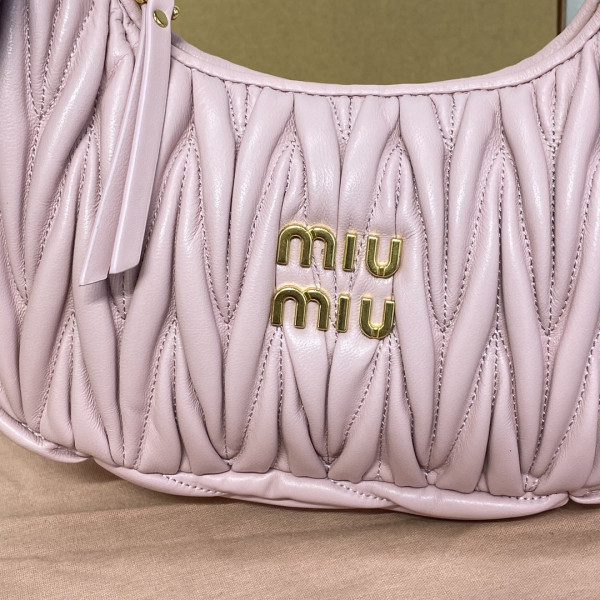 M*um*u wander matelassé nappa leather hobo bag