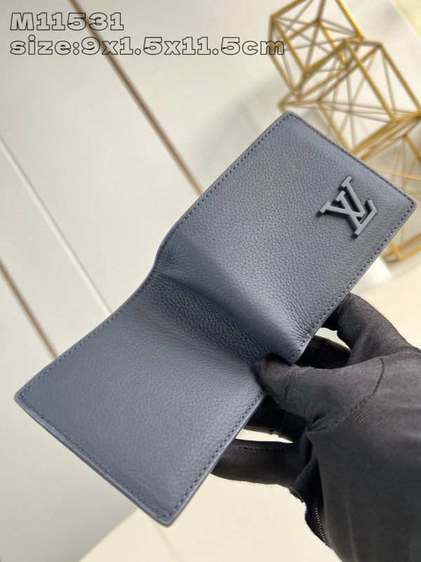 l0*is V*t0n multiple wallet-11.5*9*1.5cm