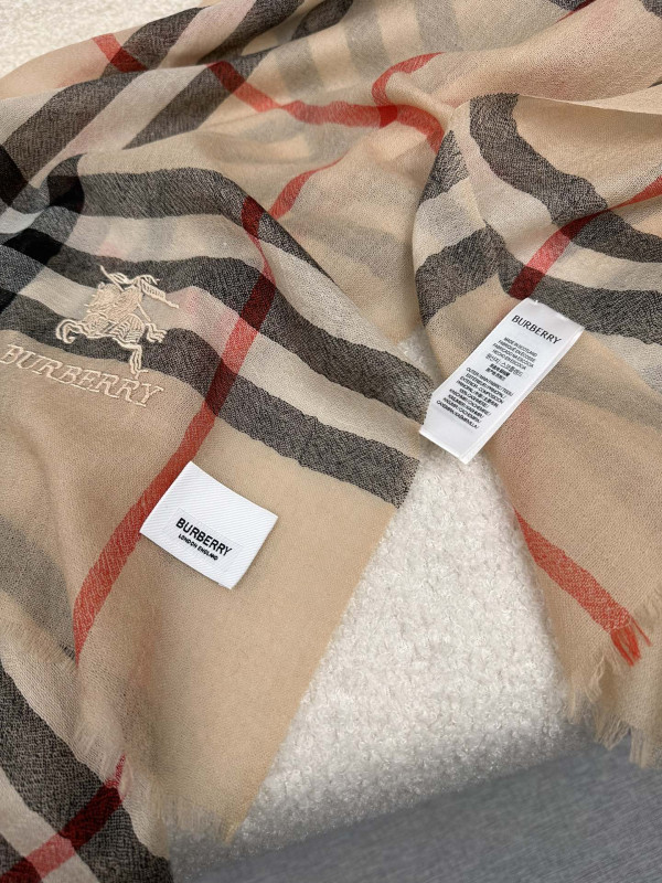 B**rry scarf
