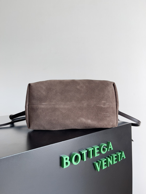 bo*te*ga Ve*ne*ta pinacoteca-24*15*12cm