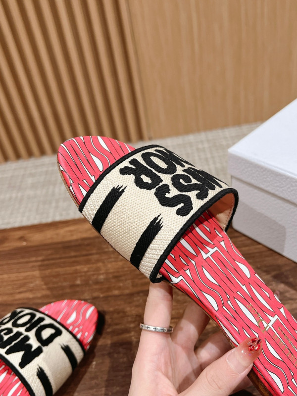 DIRO DWAY SLIDES