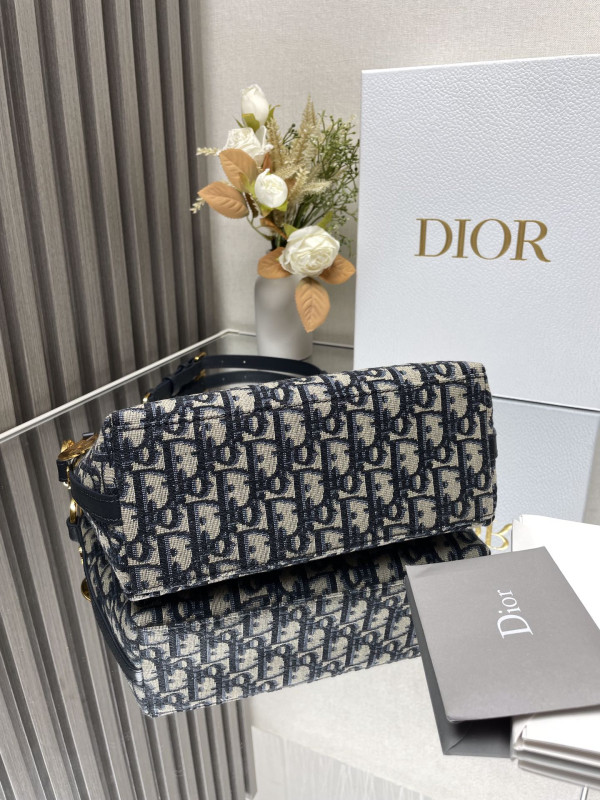 Dirostar Hobo Bag with Chain - 22*14.5*10CM