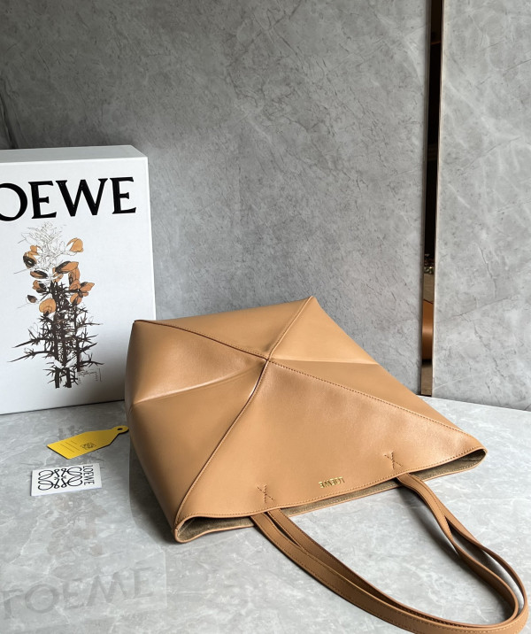 Lowee Puzzle Fold medium Tote - 25.5X14.5X31.5cm
