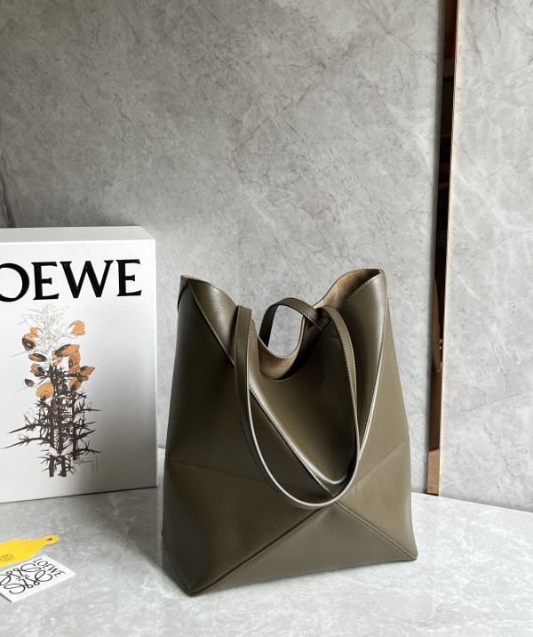 Lowee Puzzle Fold medium Tote - 25.5X14.5X31.5cm