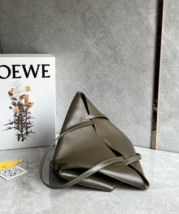 Lowee Puzzle Fold medium Tote - 25.5X14.5X31.5cm
