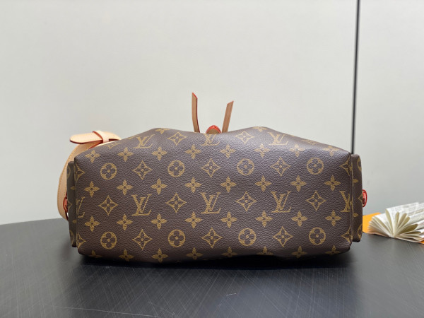 l0*is V*t0n odyssee mm - 24*18*36cm