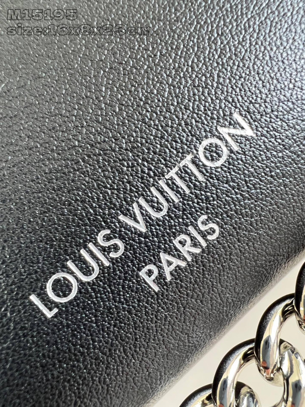 l0*is V*t0n side trunk  vibe mm - 23.5*16*8.5cm