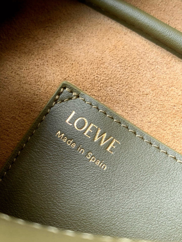 L0ew* amazona 23 cropped bag in nappa calfskin - 23*10*11cm