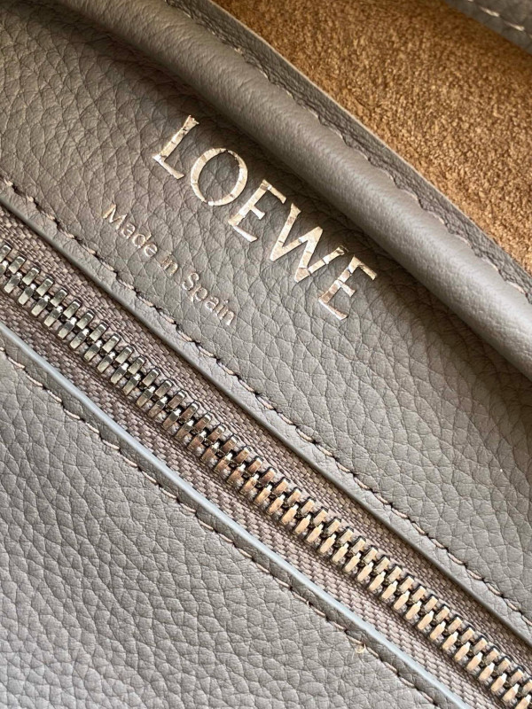 L0ew* amazona 23 bag in soft grained calfskin - 23*10*15cm